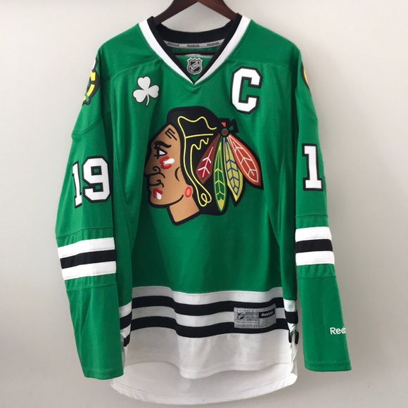 green blackhawks jersey